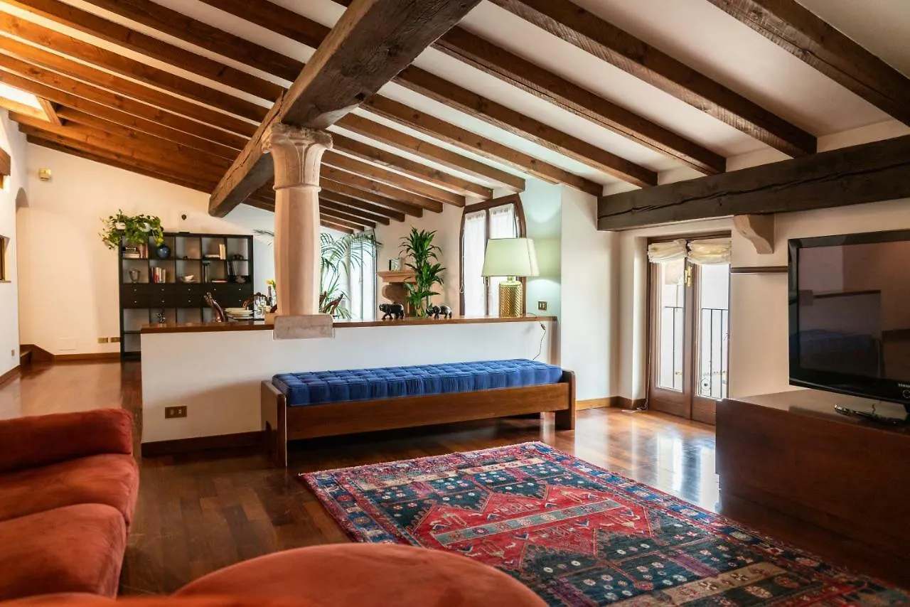 Domus Verona - Magnifiche Residenze San Fermo