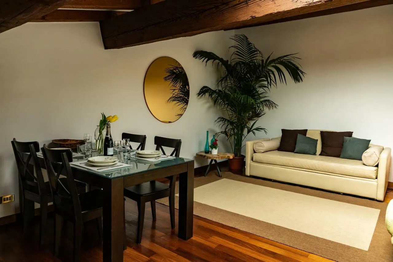 Domus Verona - Magnifiche Residenze San Fermo Italy